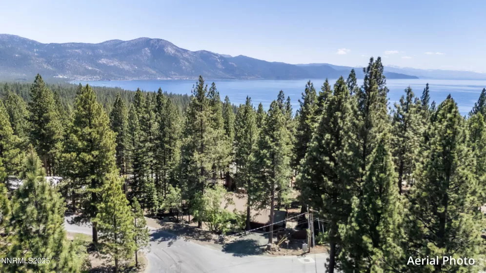 633 2nd Creek, Incline Village, Nevada 89451, 3 Bedrooms Bedrooms, ,2 BathroomsBathrooms,Residential,Residential,2nd Creek,250051941