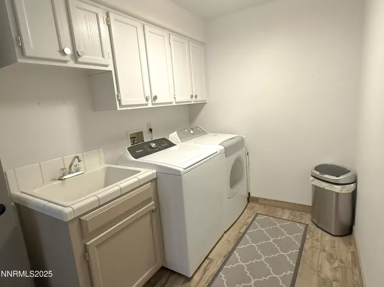 236 La Costa, Dayton, Nevada 89403, 3 Bedrooms Bedrooms, ,3 BathroomsBathrooms,Residential,Residential,La Costa,250051946