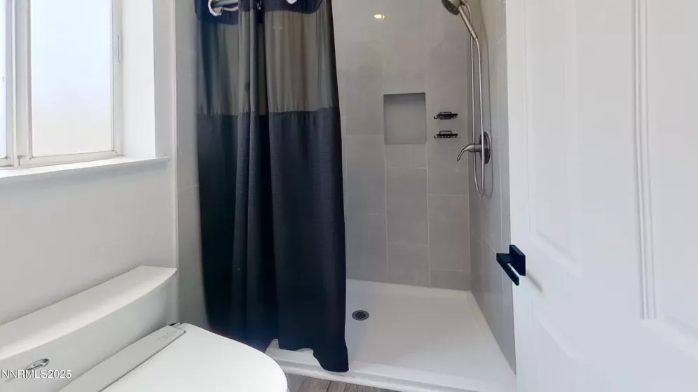 6042 Walnut Creek, Reno, Nevada 89523, 3 Bedrooms Bedrooms, ,2 BathroomsBathrooms,Residential,Residential,Walnut Creek,250050942