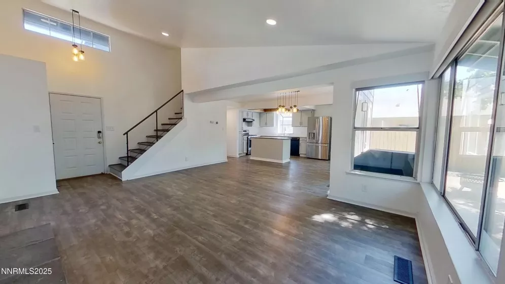 6042 Walnut Creek, Reno, Nevada 89523, 3 Bedrooms Bedrooms, ,2 BathroomsBathrooms,Residential,Residential,Walnut Creek,250050942