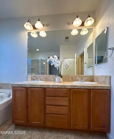 7150 Provence, Reno, Nevada 89523, 4 Bedrooms Bedrooms, ,3 BathroomsBathrooms,Residential Lease,Manufactured,Provence,250051977