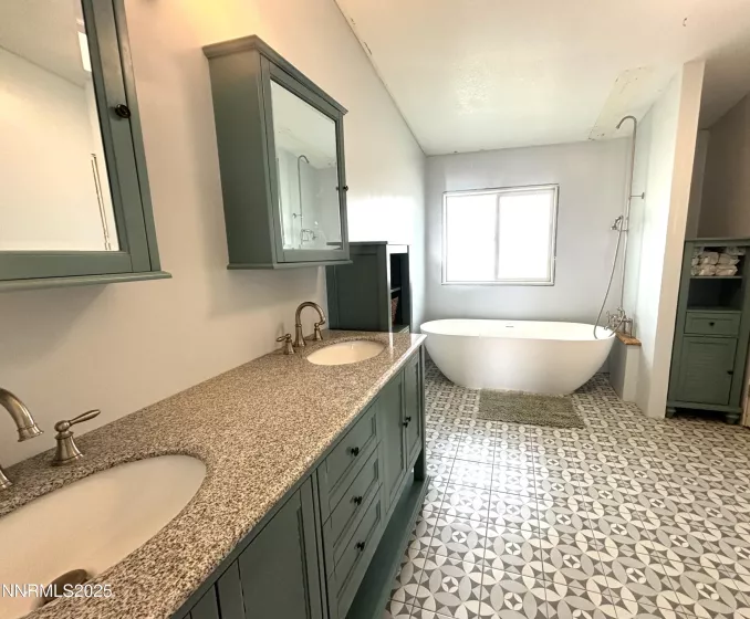2020 Horseshoe, Battle Mountain, Nevada 89820, 3 Bedrooms Bedrooms, ,2 BathroomsBathrooms,Residential,Residential,Horseshoe,250051990