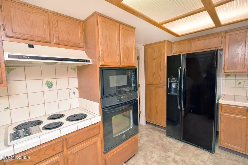 1664 Shadow Wood, Reno, Nevada 89523, 3 Bedrooms Bedrooms, ,2 BathroomsBathrooms,Residential,Residential,Shadow Wood,250051995