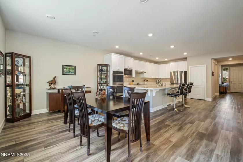 3145 Vecchio, Sparks, Nevada 89434, 4 Bedrooms Bedrooms, ,3 BathroomsBathrooms,Residential,Residential,Vecchio,250051992