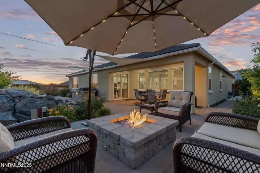 3145 Vecchio, Sparks, Nevada 89434, 4 Bedrooms Bedrooms, ,3 BathroomsBathrooms,Residential,Residential,Vecchio,250051992