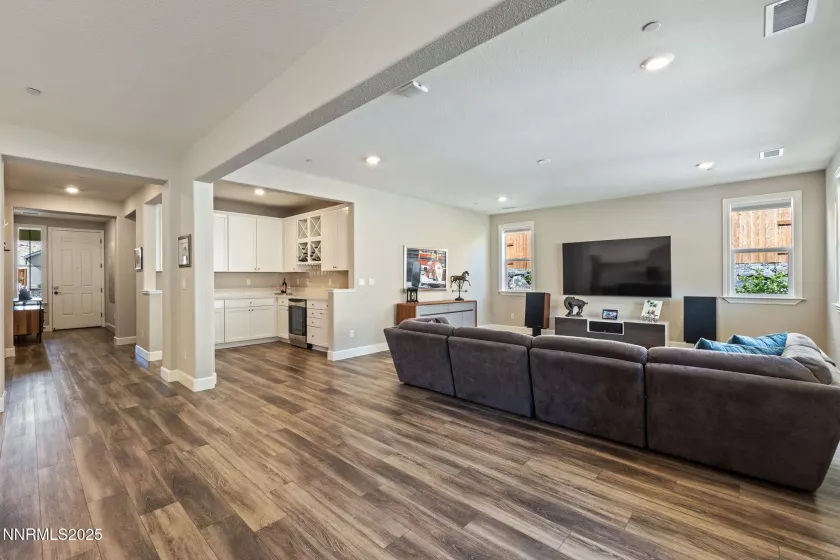 3145 Vecchio, Sparks, Nevada 89434, 4 Bedrooms Bedrooms, ,3 BathroomsBathrooms,Residential,Residential,Vecchio,250051992