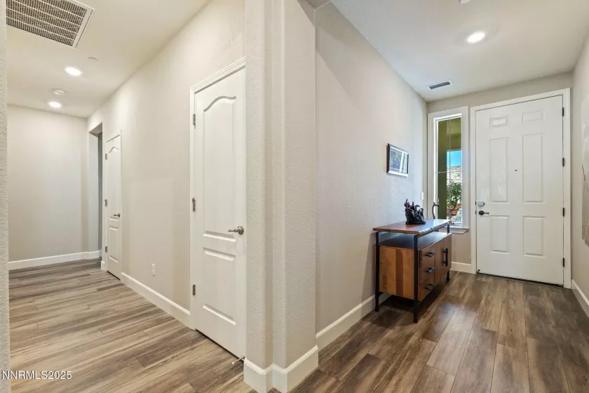 3145 Vecchio, Sparks, Nevada 89434, 4 Bedrooms Bedrooms, ,3 BathroomsBathrooms,Residential,Residential,Vecchio,250051992