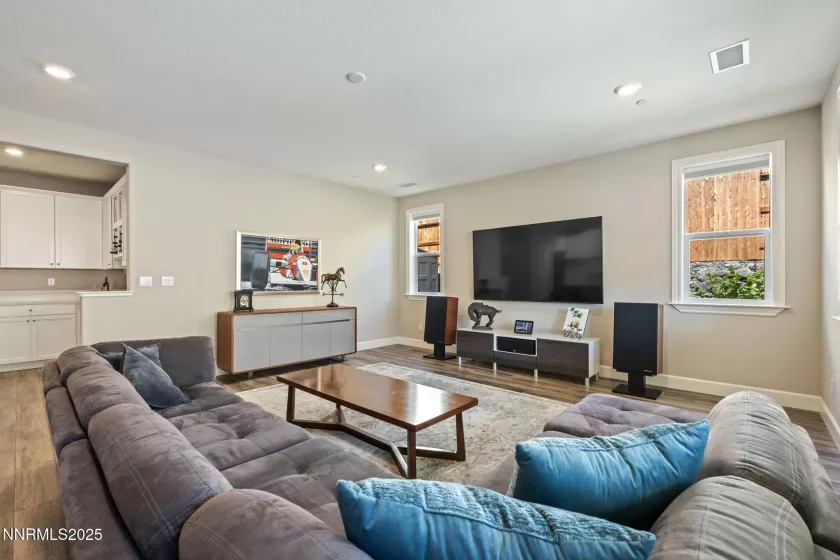 3145 Vecchio, Sparks, Nevada 89434, 4 Bedrooms Bedrooms, ,3 BathroomsBathrooms,Residential,Residential,Vecchio,250051992