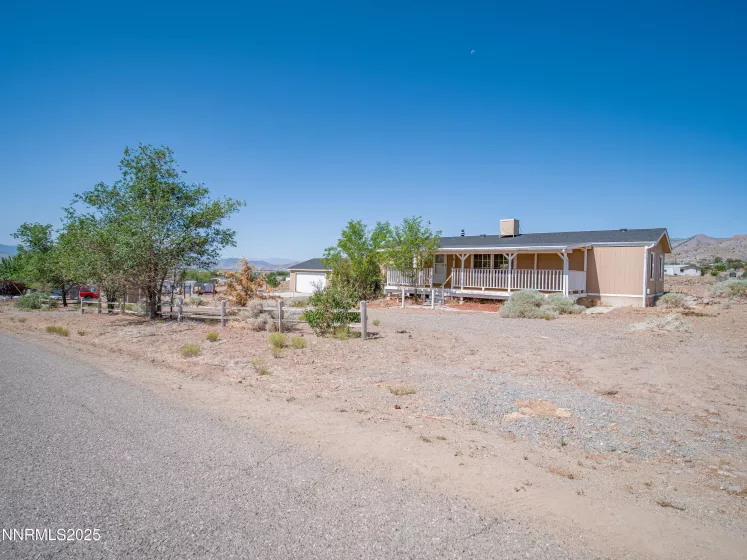 209 Elizabeth, Dayton, Nevada 89403, 3 Bedrooms Bedrooms, ,2 BathroomsBathrooms,Residential,Residential,Elizabeth,250051998
