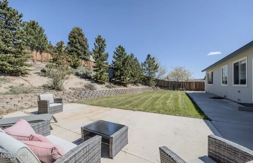 4080 Twin Falls, Reno, Nevada 89511, 4 Bedrooms Bedrooms, ,2 BathroomsBathrooms,Residential,Residential,Twin Falls,250052002
