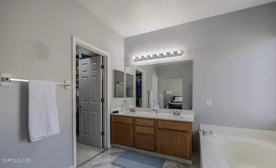 4080 Twin Falls, Reno, Nevada 89511, 4 Bedrooms Bedrooms, ,2 BathroomsBathrooms,Residential,Residential,Twin Falls,250052002