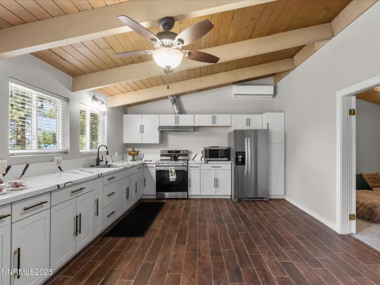 699 Lakeview, Zephyr Cove, Nevada 89448, 3 Bedrooms Bedrooms, ,2 BathroomsBathrooms,Residential,Residential,Lakeview,250052003