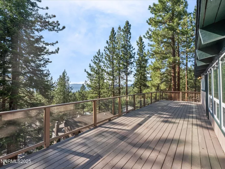 699 Lakeview, Zephyr Cove, Nevada 89448, 3 Bedrooms Bedrooms, ,2 BathroomsBathrooms,Residential,Residential,Lakeview,250052003
