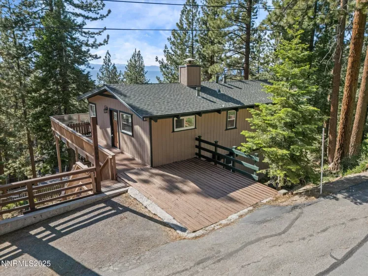 699 Lakeview, Zephyr Cove, Nevada 89448, 3 Bedrooms Bedrooms, ,2 BathroomsBathrooms,Residential,Residential,Lakeview,250052003