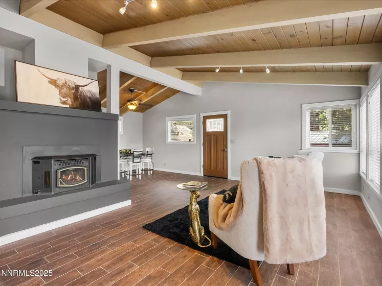 699 Lakeview, Zephyr Cove, Nevada 89448, 3 Bedrooms Bedrooms, ,2 BathroomsBathrooms,Residential,Residential,Lakeview,250052003