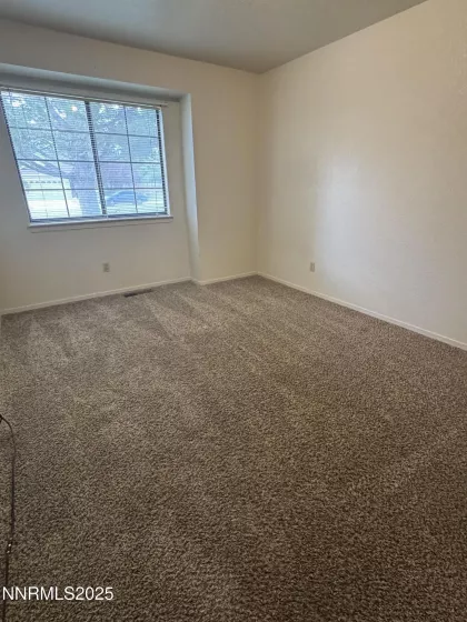 1577 Oakwood, Minden, Nevada 89423, 3 Bedrooms Bedrooms, ,2 BathroomsBathrooms,Residential,Residential,Oakwood,250052005