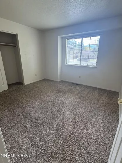 1577 Oakwood, Minden, Nevada 89423, 3 Bedrooms Bedrooms, ,2 BathroomsBathrooms,Residential,Residential,Oakwood,250052005