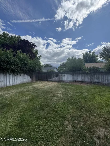 1577 Oakwood, Minden, Nevada 89423, 3 Bedrooms Bedrooms, ,2 BathroomsBathrooms,Residential,Residential,Oakwood,250052005