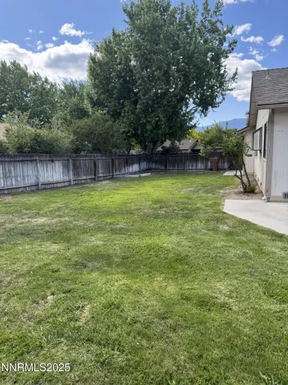 1577 Oakwood, Minden, Nevada 89423, 3 Bedrooms Bedrooms, ,2 BathroomsBathrooms,Residential,Residential,Oakwood,250052005