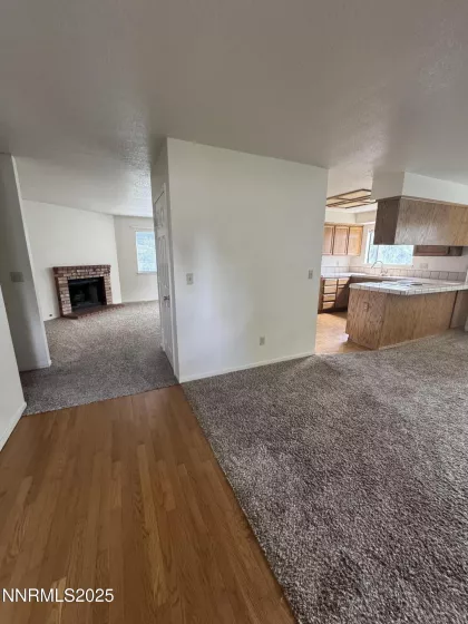 1577 Oakwood, Minden, Nevada 89423, 3 Bedrooms Bedrooms, ,2 BathroomsBathrooms,Residential,Residential,Oakwood,250052005