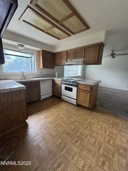 1577 Oakwood, Minden, Nevada 89423, 3 Bedrooms Bedrooms, ,2 BathroomsBathrooms,Residential,Residential,Oakwood,250052005