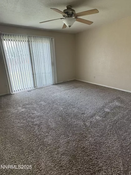 1577 Oakwood, Minden, Nevada 89423, 3 Bedrooms Bedrooms, ,2 BathroomsBathrooms,Residential,Residential,Oakwood,250052005