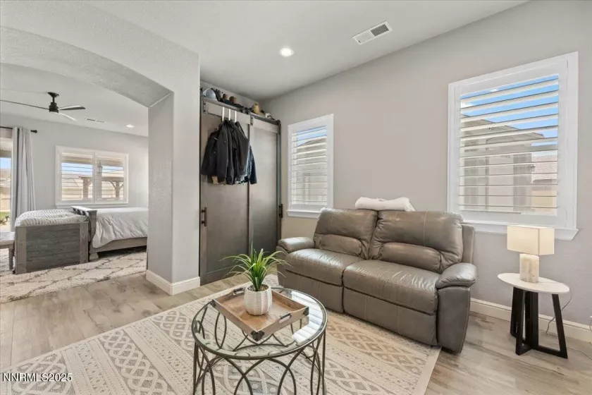 10 Diamond Strm, Sparks, Nevada 89441, 4 Bedrooms Bedrooms, ,3 BathroomsBathrooms,Residential,Residential,Diamond Strm,250052004