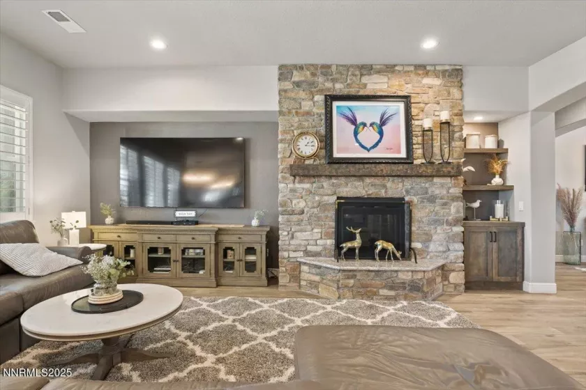 10 Diamond Strm, Sparks, Nevada 89441, 4 Bedrooms Bedrooms, ,3 BathroomsBathrooms,Residential,Residential,Diamond Strm,250052004