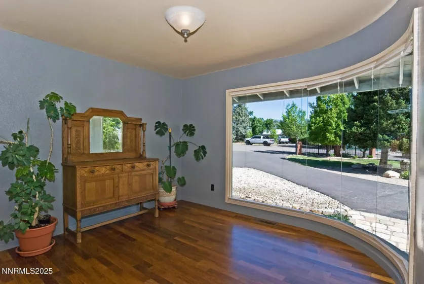 395 Fricke, Gardnerville, Nevada 89460, 3 Bedrooms Bedrooms, ,2 BathroomsBathrooms,Residential,Residential,Fricke,250052007
