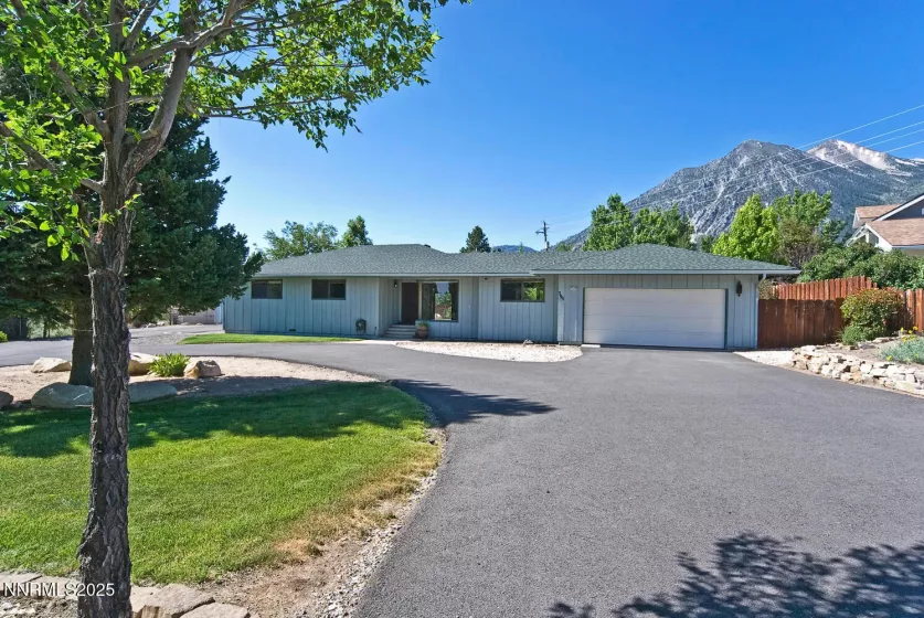 395 Fricke, Gardnerville, Nevada 89460, 3 Bedrooms Bedrooms, ,2 BathroomsBathrooms,Residential,Residential,Fricke,250052007