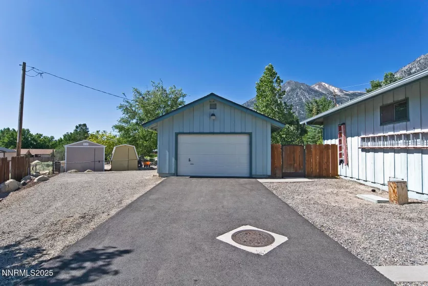 395 Fricke, Gardnerville, Nevada 89460, 3 Bedrooms Bedrooms, ,2 BathroomsBathrooms,Residential,Residential,Fricke,250052007
