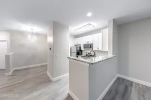900 Meadows, Reno, Nevada 89521, 2 Bedrooms Bedrooms, ,2 BathroomsBathrooms,Residential,Residential,Meadows,250052008