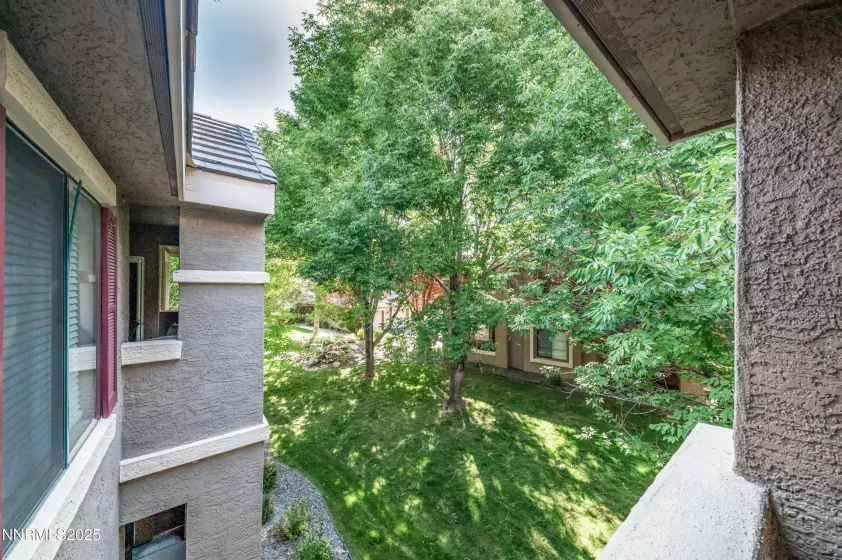 900 Meadows, Reno, Nevada 89521, 2 Bedrooms Bedrooms, ,2 BathroomsBathrooms,Residential,Residential,Meadows,250052008
