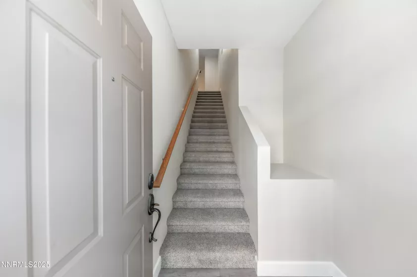 900 Meadows, Reno, Nevada 89521, 2 Bedrooms Bedrooms, ,2 BathroomsBathrooms,Residential,Residential,Meadows,250052008