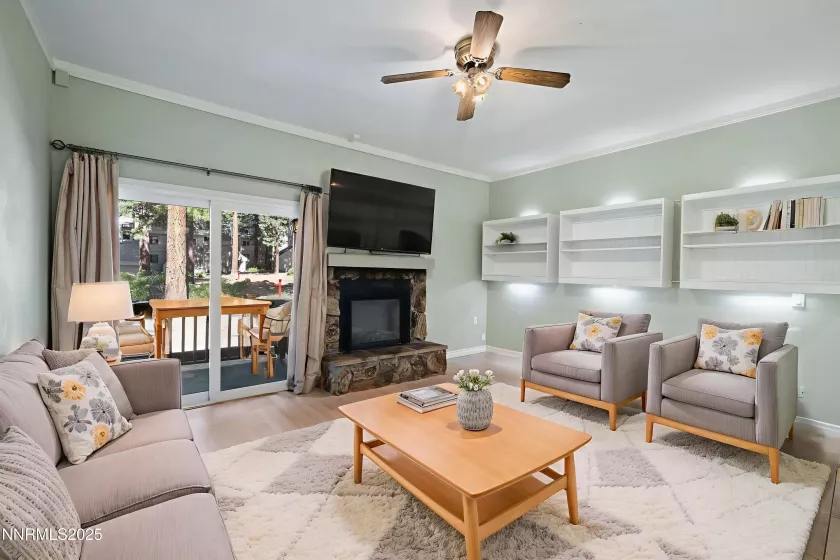 807 Alder, Incline Village, Nevada 89451, 1 Bedroom Bedrooms, ,1 BathroomBathrooms,Residential,Residential,Alder,250052009