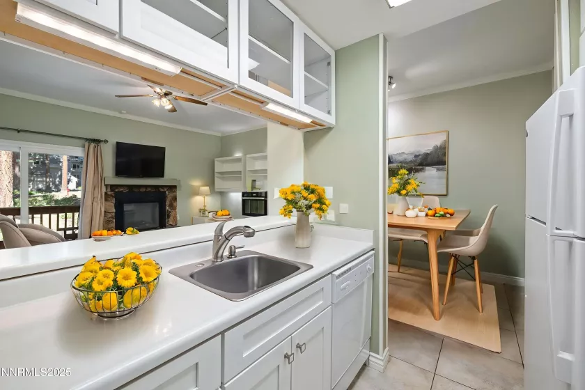 807 Alder, Incline Village, Nevada 89451, 1 Bedroom Bedrooms, ,1 BathroomBathrooms,Residential,Residential,Alder,250052009