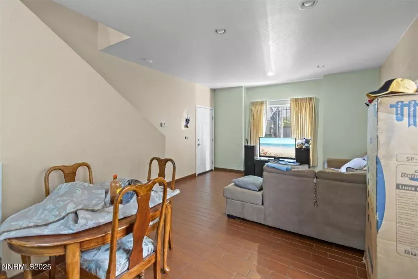 1317-1319 Powell, Reno, Nevada 89502, ,Residential Income,Residential,Powell,250052023