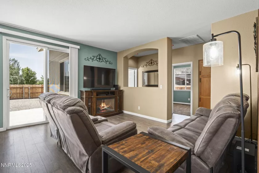20970 White Rock, Reno, Nevada 89508, 3 Bedrooms Bedrooms, ,2 BathroomsBathrooms,Residential,Residential,White Rock,250052030