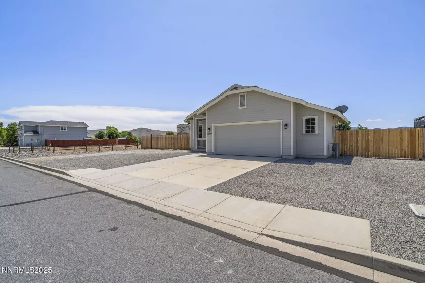 20970 White Rock, Reno, Nevada 89508, 3 Bedrooms Bedrooms, ,2 BathroomsBathrooms,Residential,Residential,White Rock,250052030