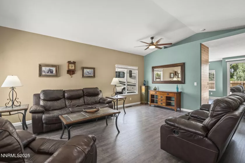 20970 White Rock, Reno, Nevada 89508, 3 Bedrooms Bedrooms, ,2 BathroomsBathrooms,Residential,Residential,White Rock,250052030