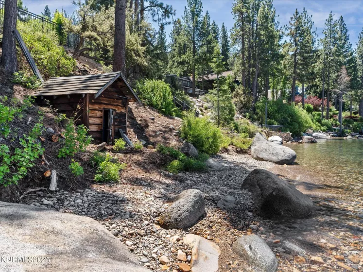 1472 Flowers, Glenbrook, Nevada 89413, 5 Bedrooms Bedrooms, ,4 BathroomsBathrooms,Residential,Residential,Flowers,250052036