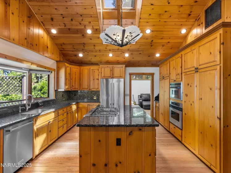 1472 Flowers, Glenbrook, Nevada 89413, 5 Bedrooms Bedrooms, ,4 BathroomsBathrooms,Residential,Residential,Flowers,250052036