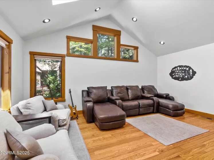 1472 Flowers, Glenbrook, Nevada 89413, 5 Bedrooms Bedrooms, ,4 BathroomsBathrooms,Residential,Residential,Flowers,250052036