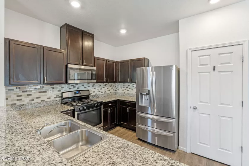 9608 Nautical Mile, Reno, Nevada 89506, 3 Bedrooms Bedrooms, ,3 BathroomsBathrooms,Residential,Residential,Nautical Mile,250052042