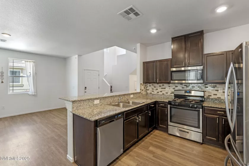 9608 Nautical Mile, Reno, Nevada 89506, 3 Bedrooms Bedrooms, ,3 BathroomsBathrooms,Residential,Residential,Nautical Mile,250052042