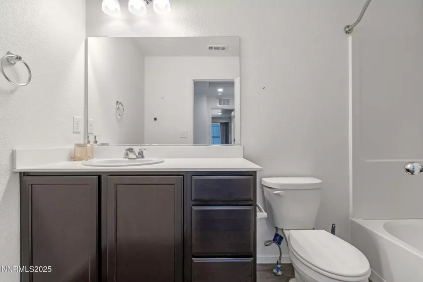 9608 Nautical Mile, Reno, Nevada 89506, 3 Bedrooms Bedrooms, ,3 BathroomsBathrooms,Residential,Residential,Nautical Mile,250052042