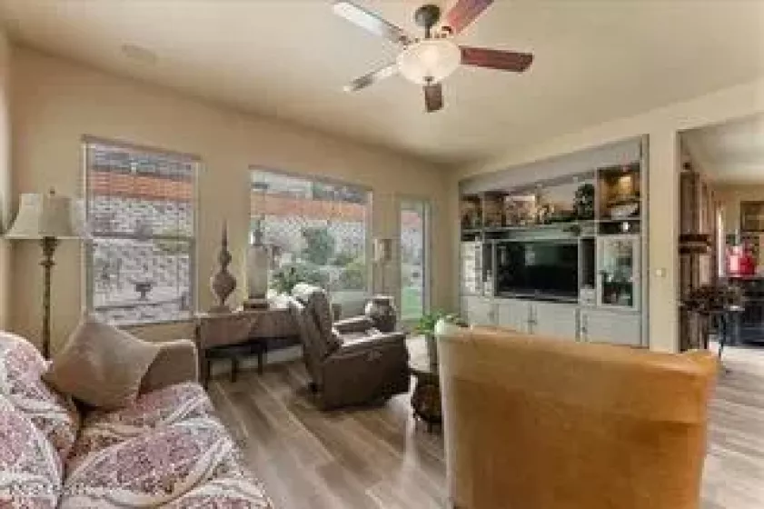 2524 Garzoni, Sparks, Nevada 89434, 3 Bedrooms Bedrooms, ,3 BathroomsBathrooms,Residential,Residential,Garzoni,250052047