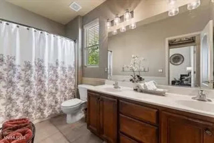 2524 Garzoni, Sparks, Nevada 89434, 3 Bedrooms Bedrooms, ,3 BathroomsBathrooms,Residential,Residential,Garzoni,250052047
