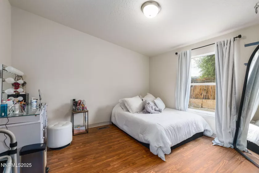 664 Bud Lake, Reno, Nevada 89506, 3 Bedrooms Bedrooms, ,2 BathroomsBathrooms,Residential,Residential,Bud Lake,250052050