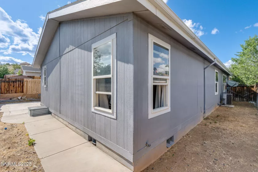 664 Bud Lake, Reno, Nevada 89506, 3 Bedrooms Bedrooms, ,2 BathroomsBathrooms,Residential,Residential,Bud Lake,250052050